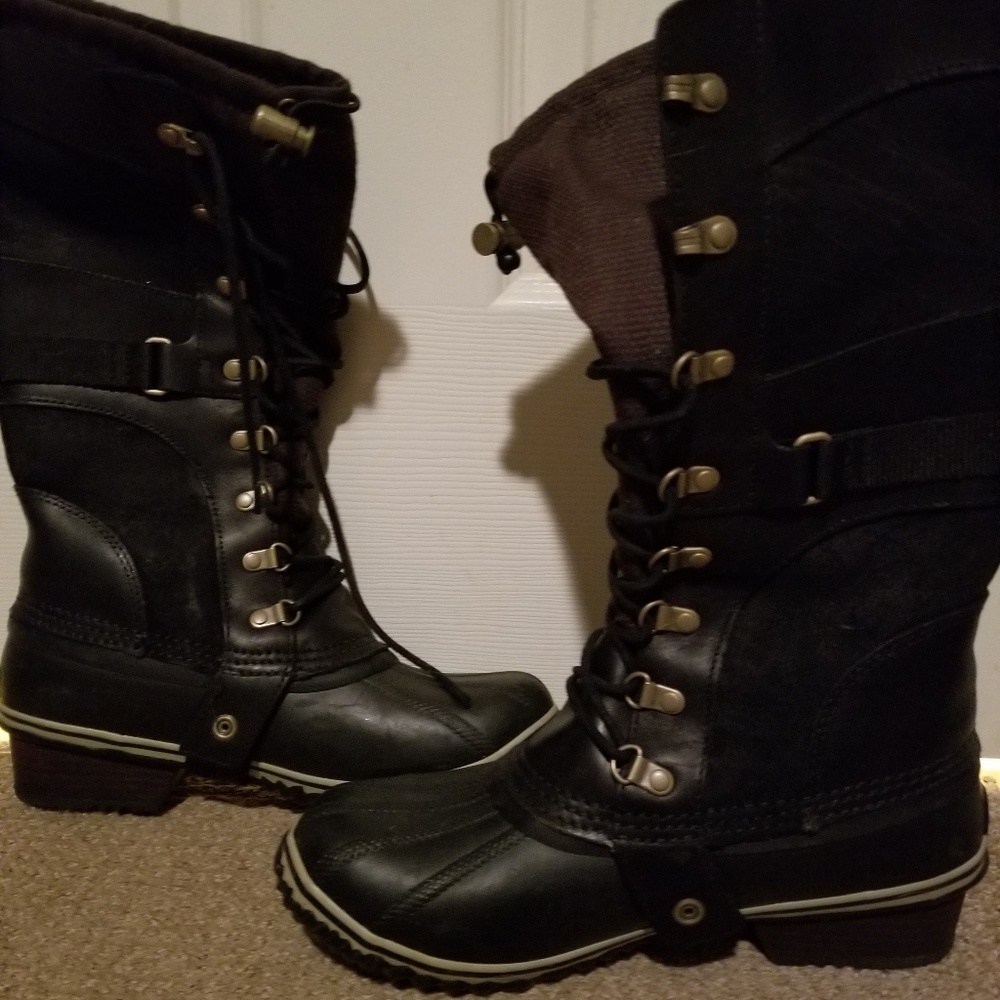 Sorel Conquest Carly boots